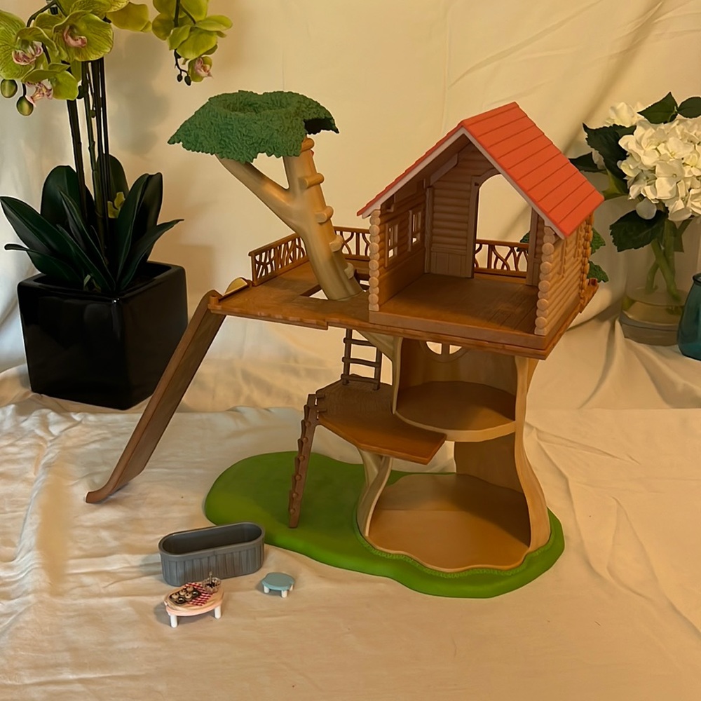 Calico Critters Treeshouse
